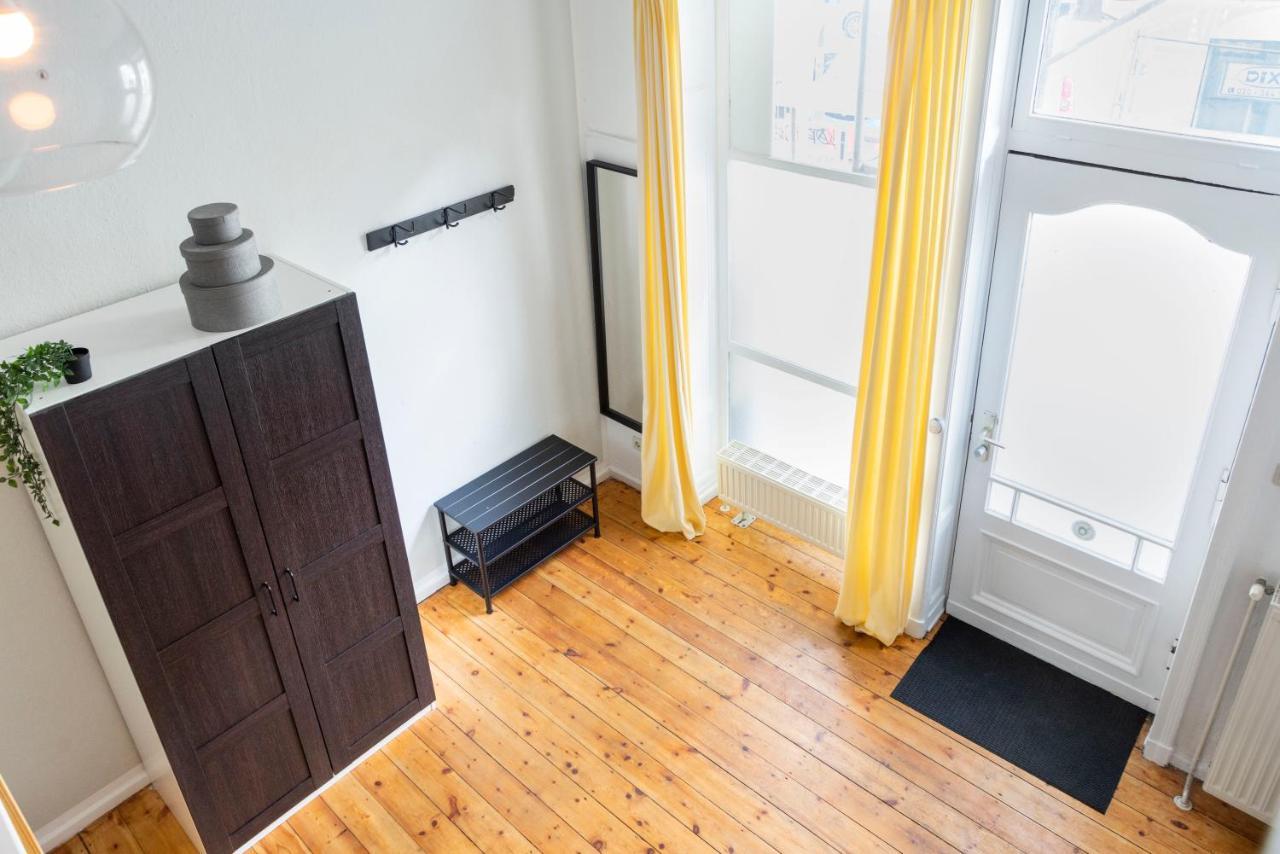 Apartamento Lr Renovated +ac+rain Shower+wooden Floorboards Berlim